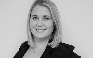 Martina Vapnar, Manpower
